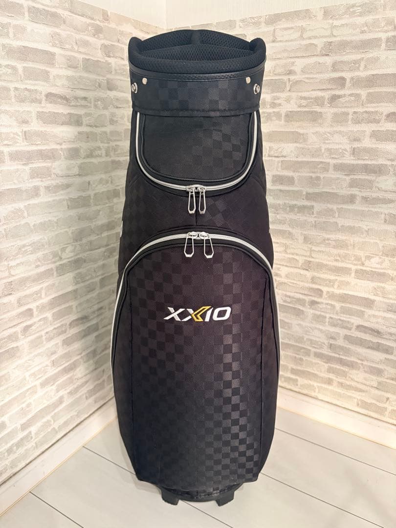 ☆超美品☆ ゼクシオ XXIO ゴルフバッグ　キャディバッグ　9インチ ブラック