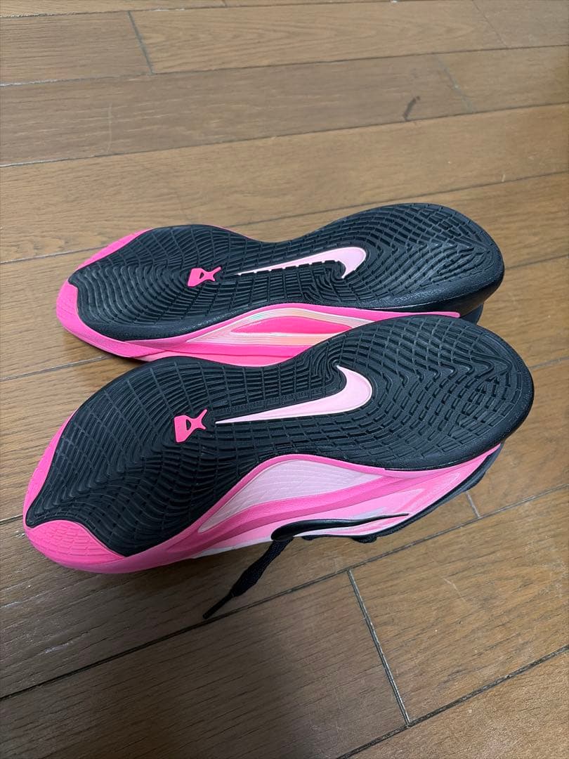 Nike バスケットボールシューズ ピンク/ブラック
