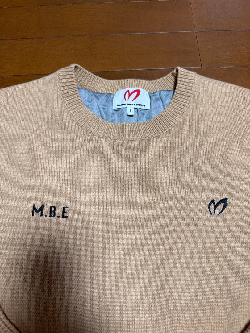 M.B.E. ベージュニット裏地付きのセーター サイズ6 超美品