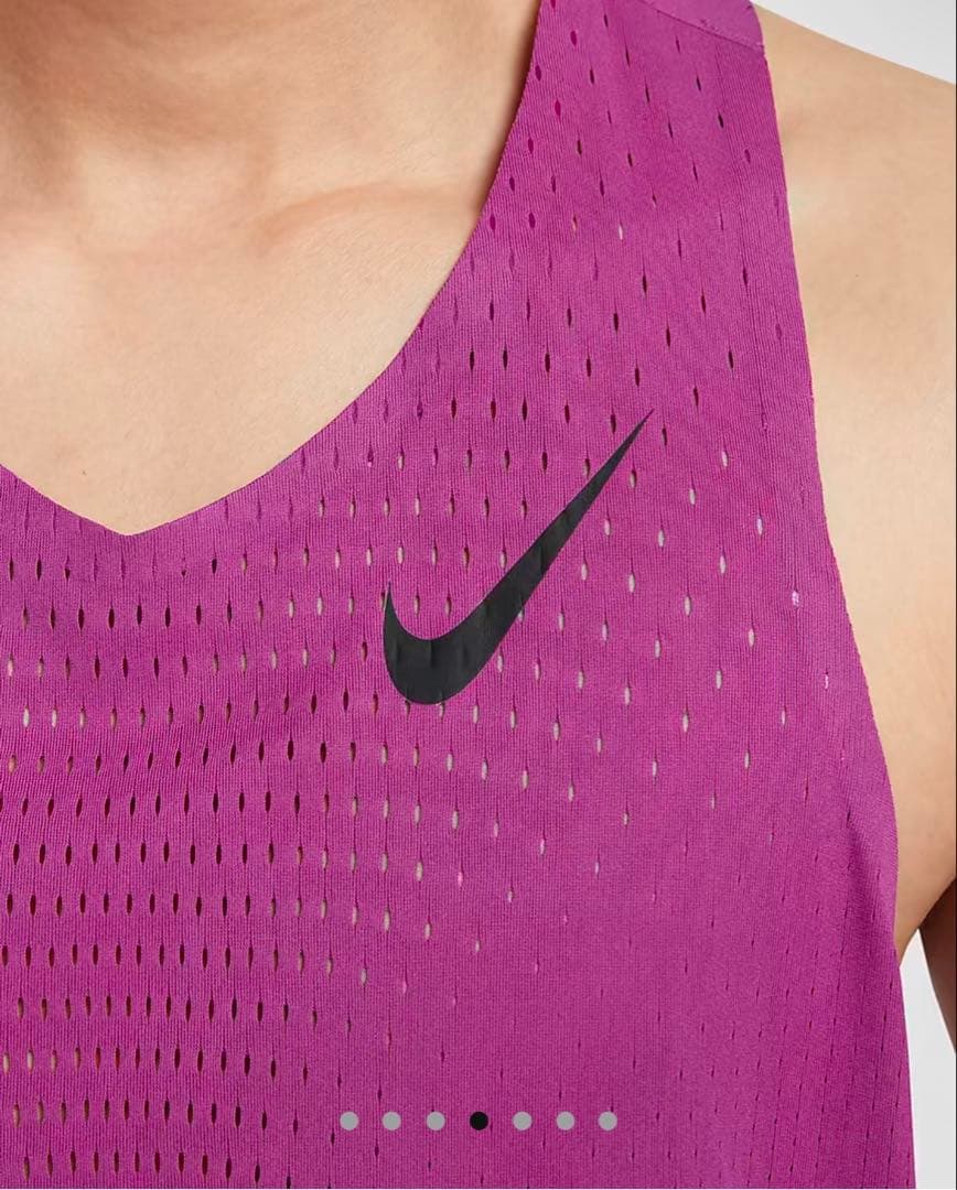 Nike ピンク タンクトップ 未使用　Sサイズ