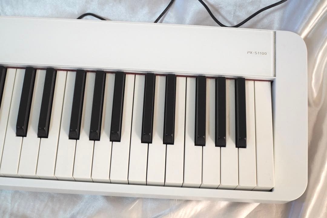 CASIO Privia PX-S1100WE ホワイト 88鍵 電子ピアノ
