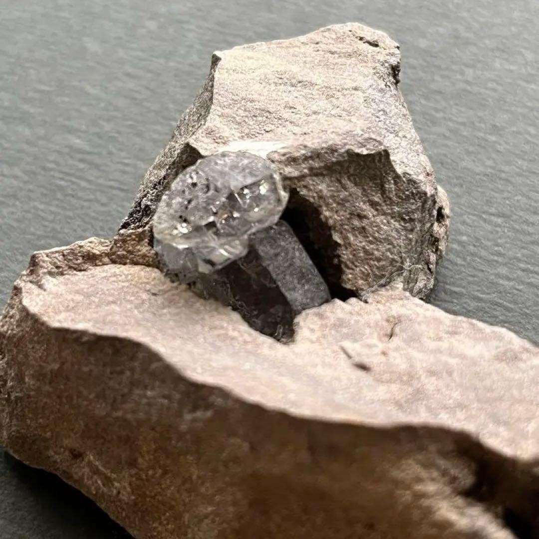 天然石　原石　ハーキマーダイヤモンド　母岩付き　142g パワーストーン