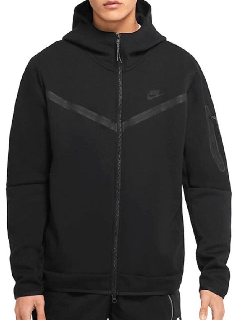 NIKEテックフリース　ブラック