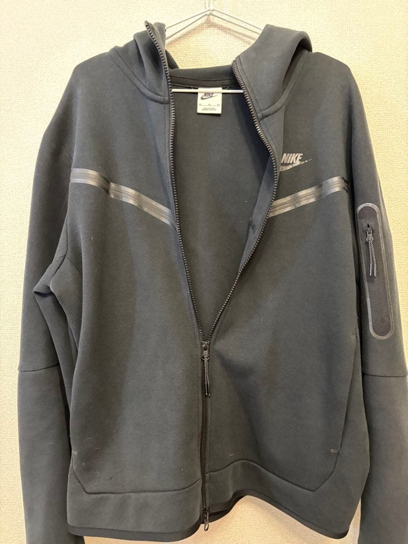 NIKEテックフリース　ブラック