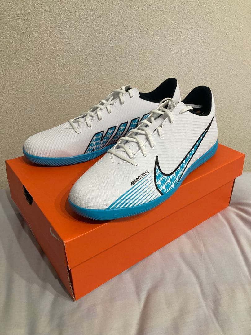 シューズ NIKE VAPOR 15 CLUB IC