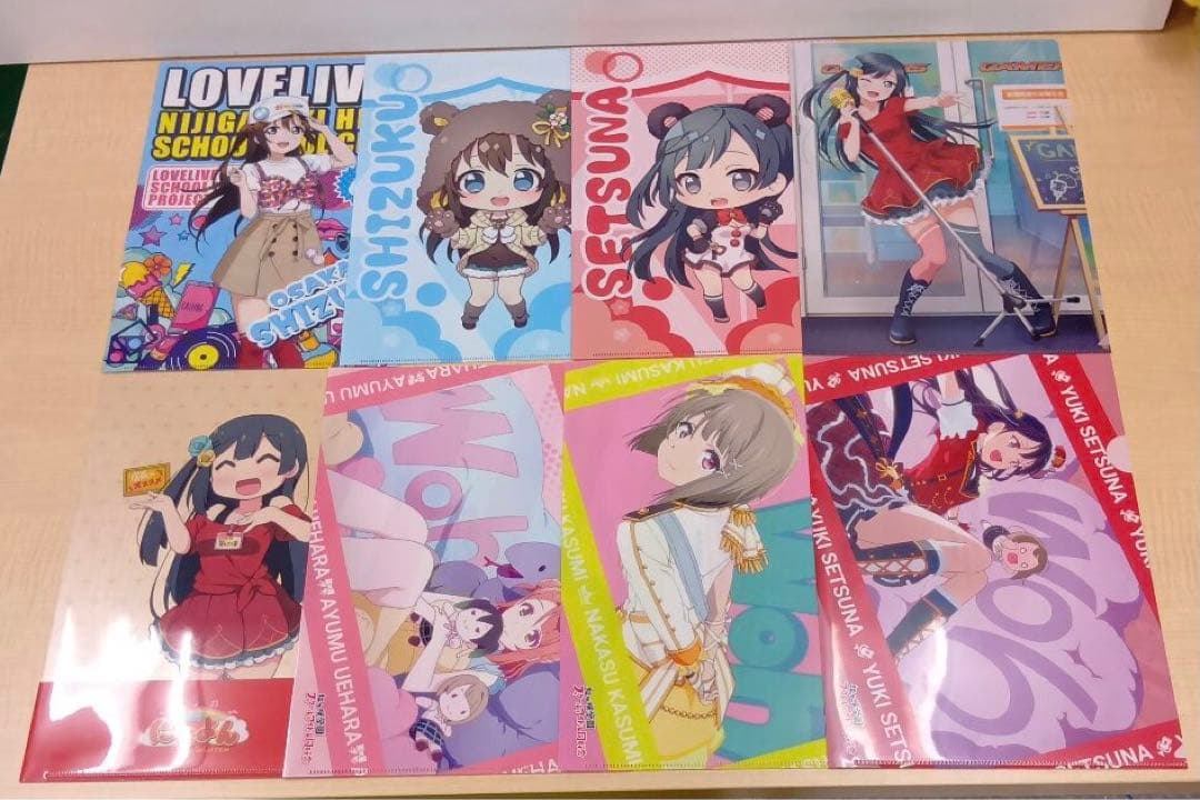 ❶ 虹ヶ咲学園スクールアイドル同好会 クリアファイル 下敷き 大量 まとめ売り