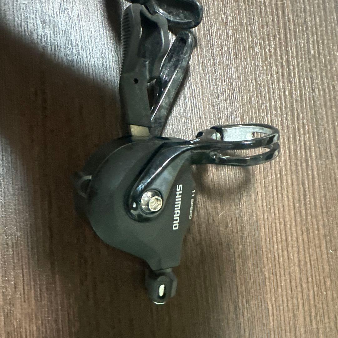 美品　2✖️11速　SHIMANO SL-RS700 クラスバイクシフター