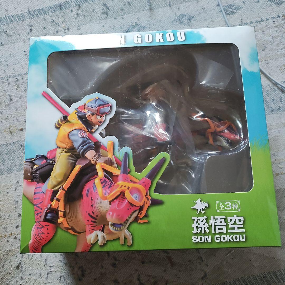 ドラゴンボールＺ海外ガレキ！ドラゴンに乗った孫悟空フィギュア現状品！