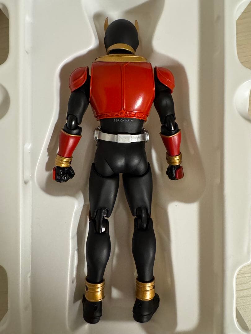 S.H.Figuarts 仮面ライダークウガ マイティフォーム ストア限定版
