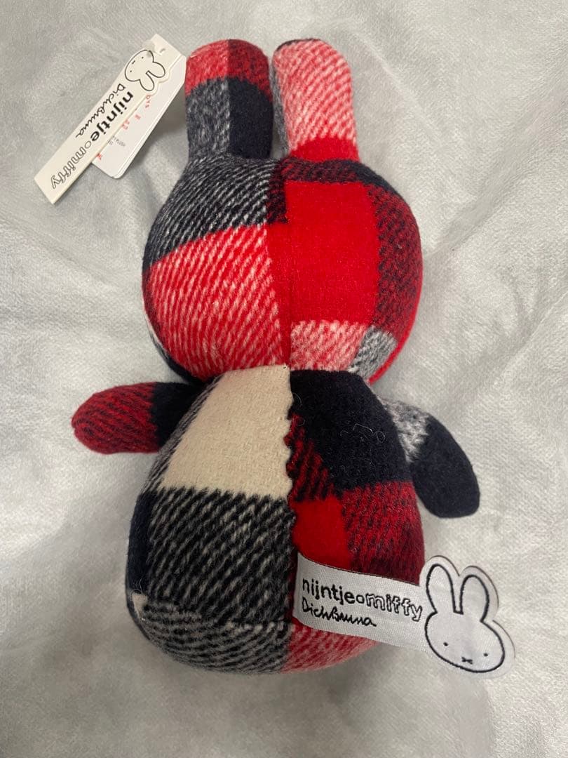 BON TON TOYS ミッフィーぬいぐるみ 23cm チェック柄
