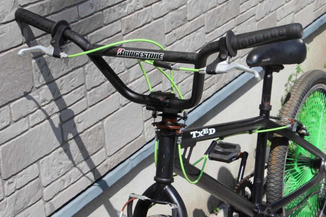 引き取り限定♪フリースタイルBMX♪24インチ♪アメリカンカスタム♪目立ちます♪