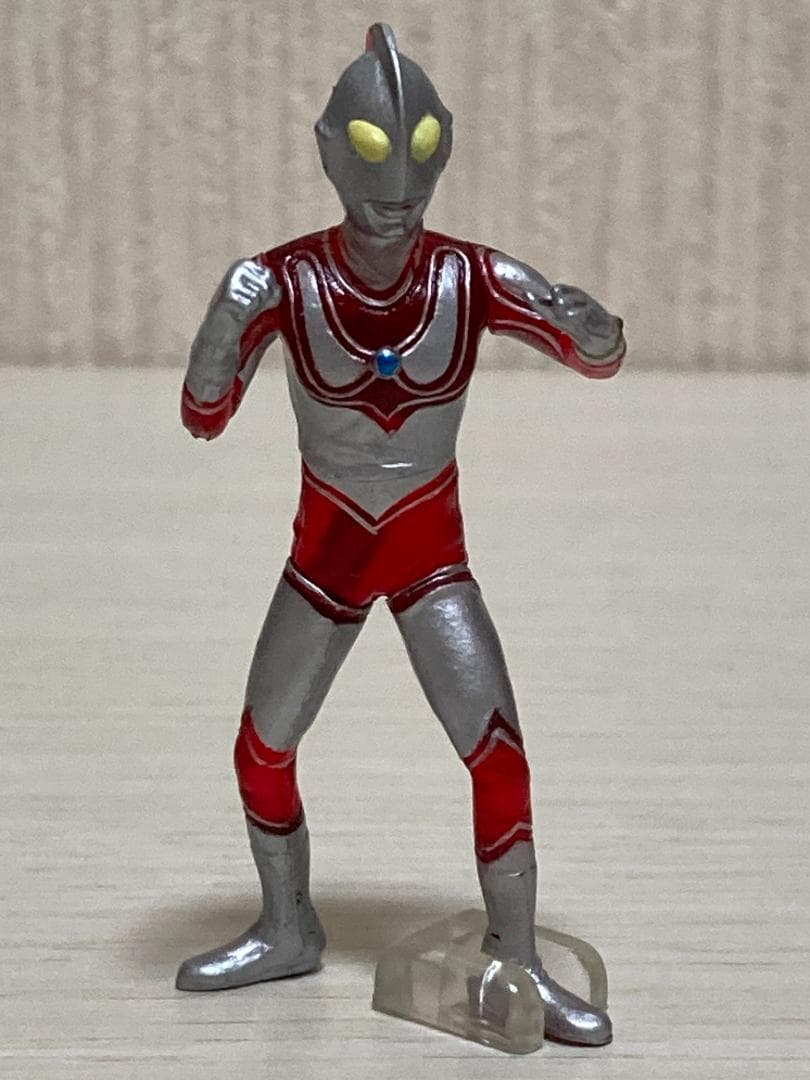 クリアバージョン　開封品　キャラエッグ　ウルトラマン １７種【宅急便送料無料】