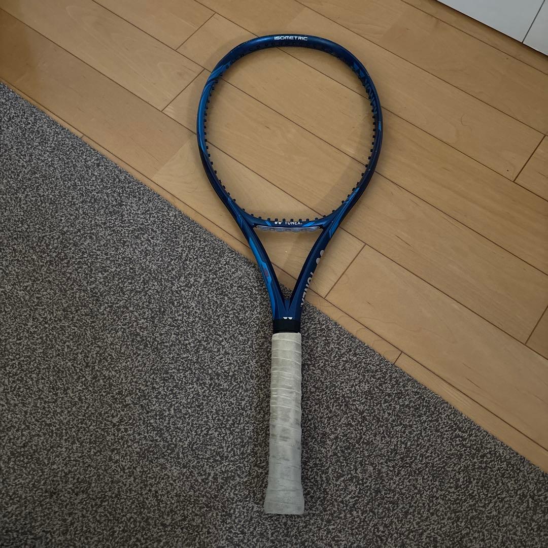 値下げ中‼️YONEX EZONE グリップ2 硬式テニスラケット