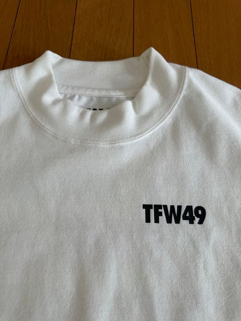 【美品】TFW49 モックネックシャツ　Sサイズ