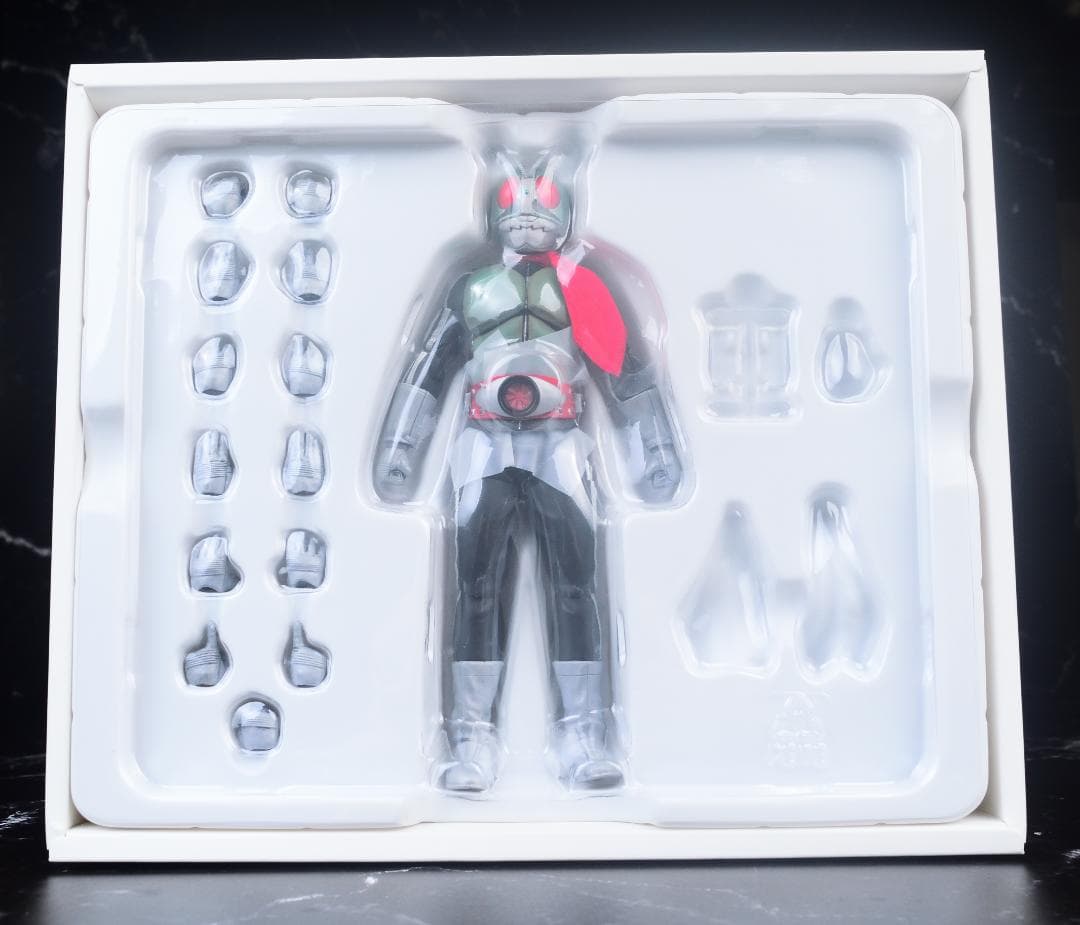 S.H.Figuarts (真骨彫製法) 仮面ライダー新1号 ※欠品あり