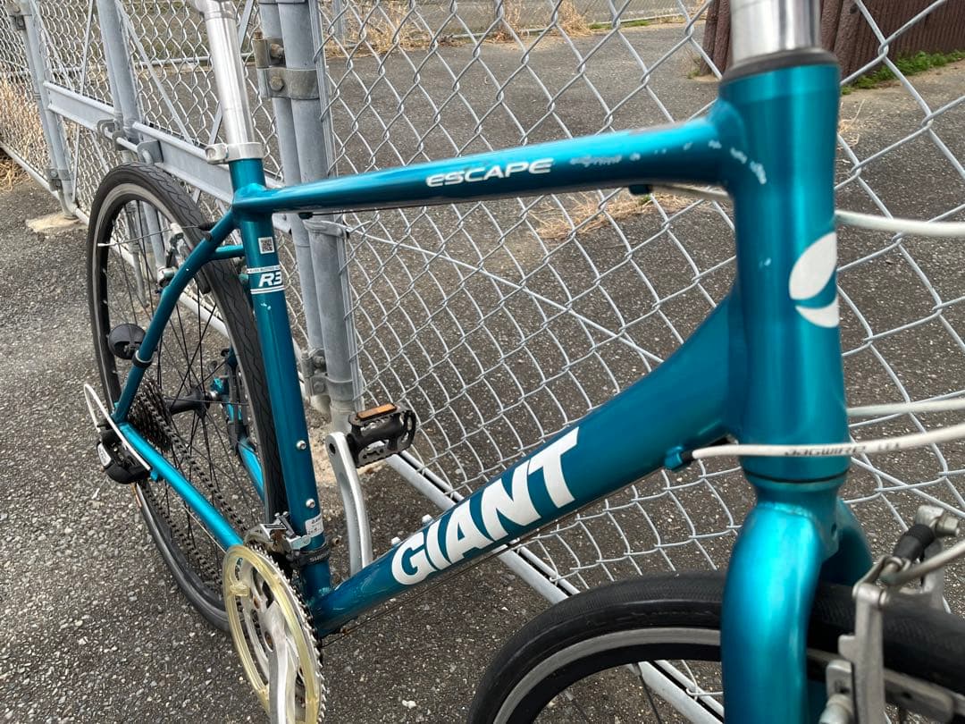 GIANT escape R3 サイズM エスケープ　クロスバイク
