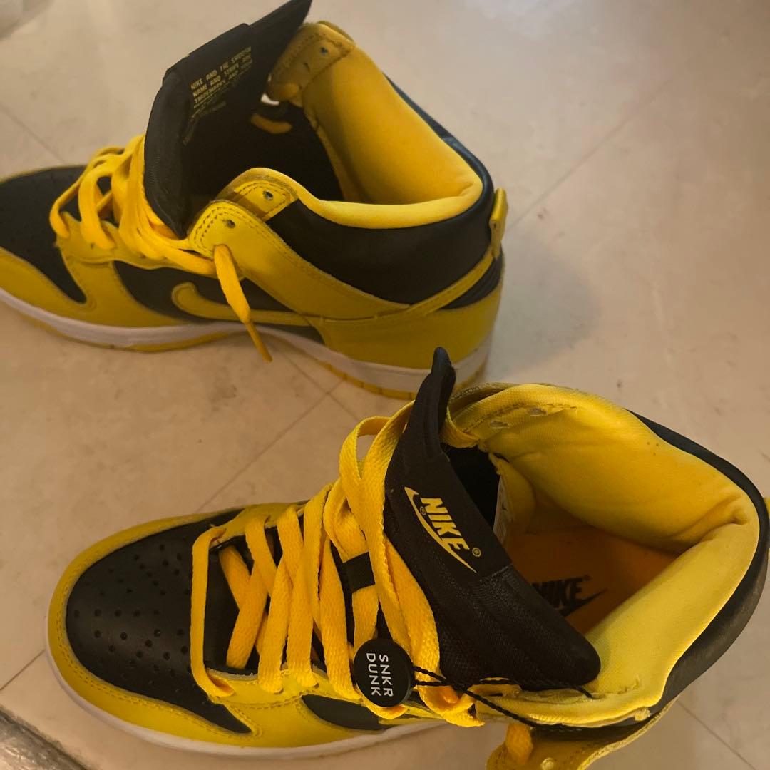 Nike ハイカット スニーカー イエロー/ブラック