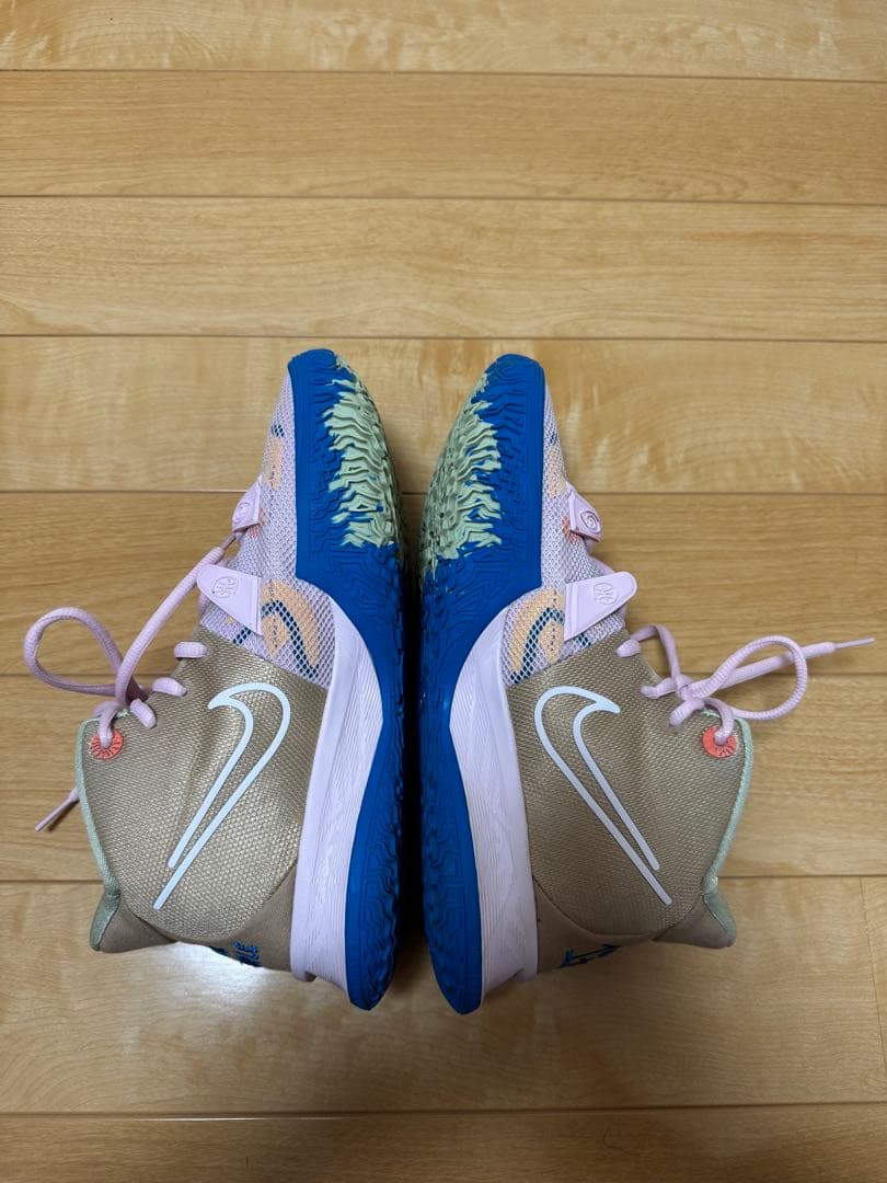シューズ(男性用) Nike GS Kyrie 7 \"1 World 1 People\" Pink