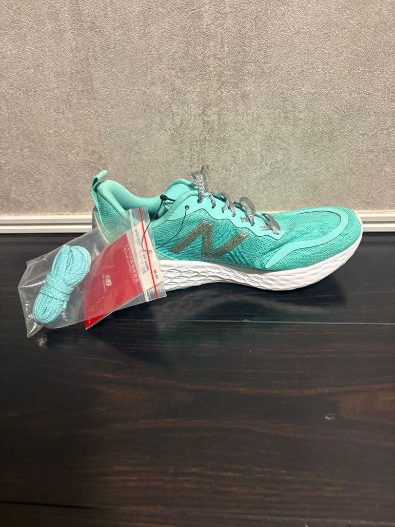 New Balance ランニングシューズ 名古屋ウィメンズ23.5cm