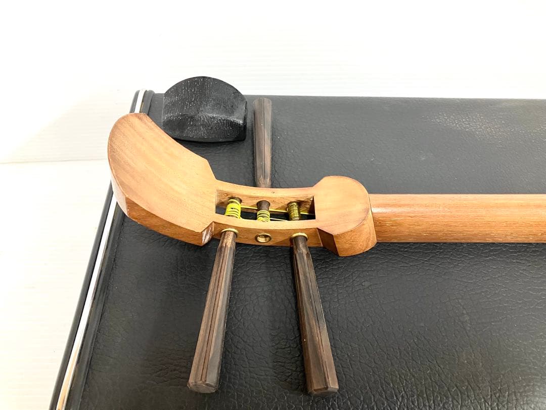 ◆三味線◆花梨細棹 胴破れ無し 中古 撥／駒／指かけ／ケース他 すぐ使えます！
