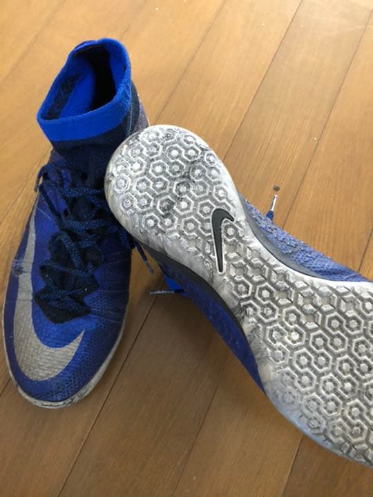 NIKE ナイキ フットサルシューズ　限定モデル