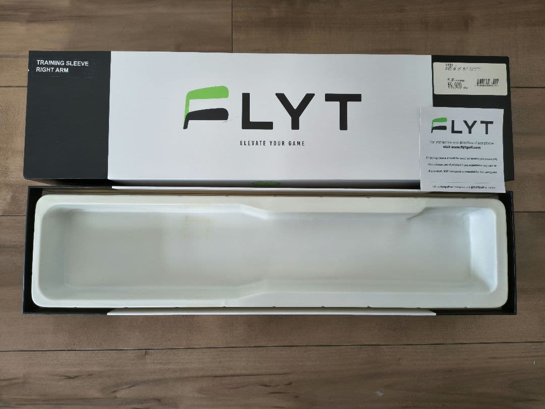 ゴルフ練習器具 FLYT