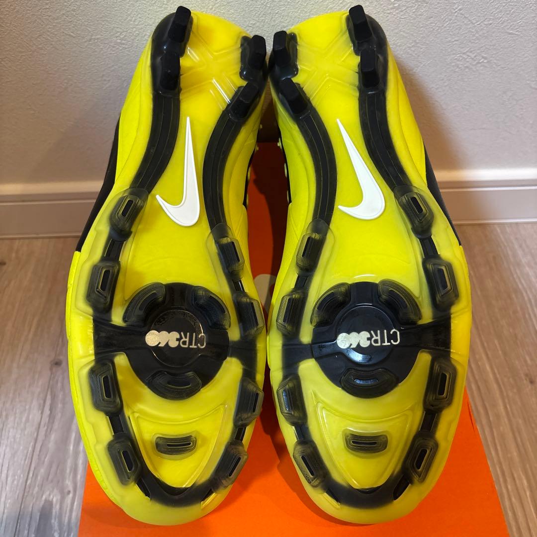 【新品・レア商品】NIKE CTR360 Maestri3 HG AF 30cm