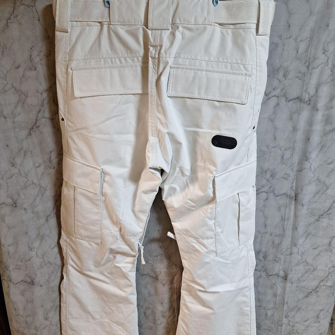 ホワイト スノーボードパンツ XLサイズ