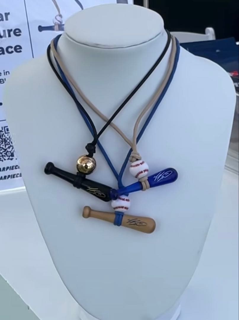 ムーキー ベッツ All Star Necklace 青 ナチュラル