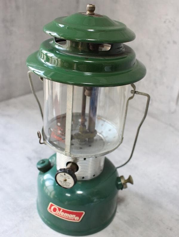 66年製 コールマン 220F ガソリンランタン グリーン
