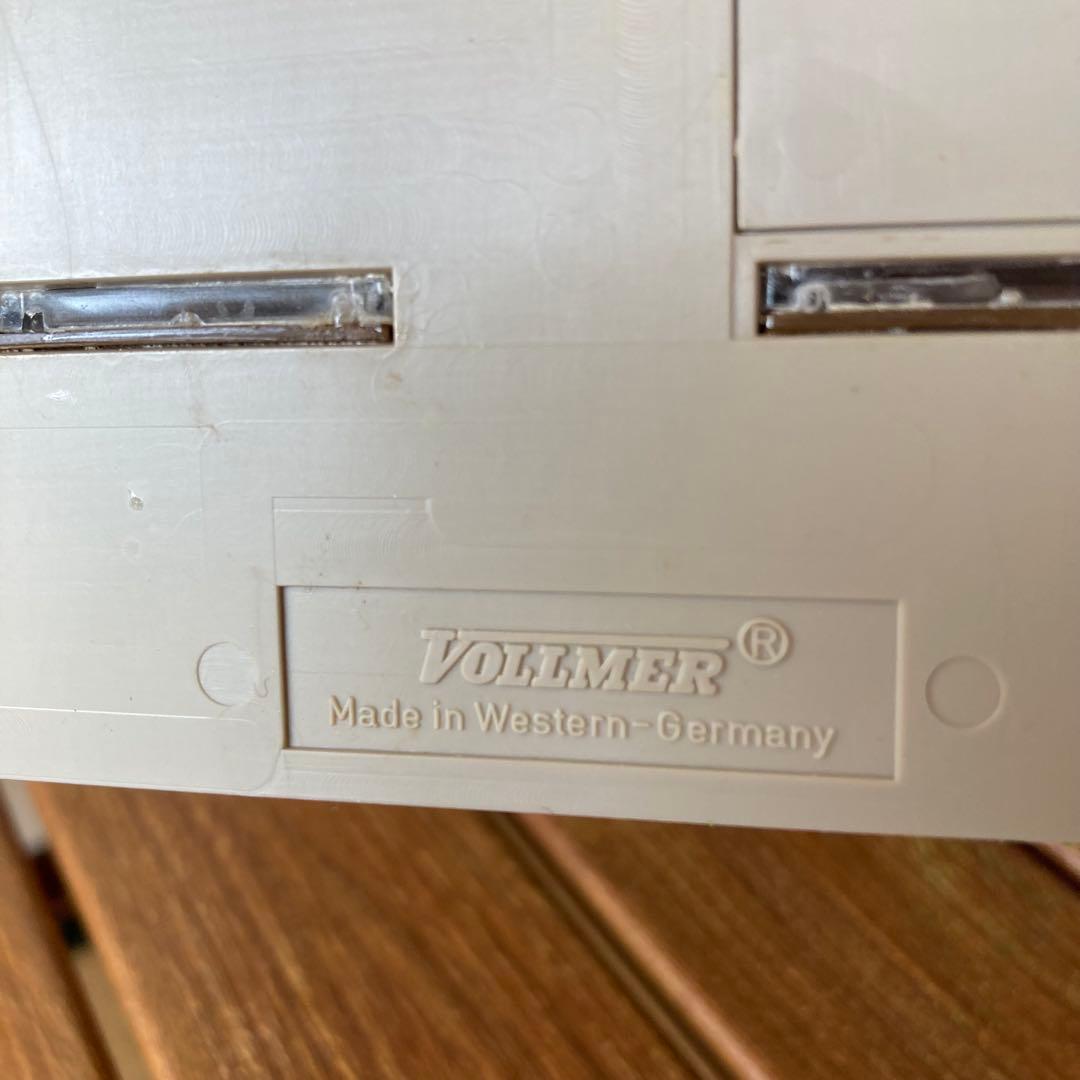 TS76 VOLLMER 3801 建物 & トライアンフ TR3A 完成品