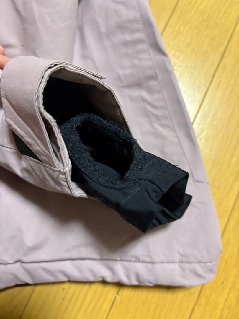 VOLCOMレディース　スノーウェア　スノボウェア　スキーウェア　ピンク
