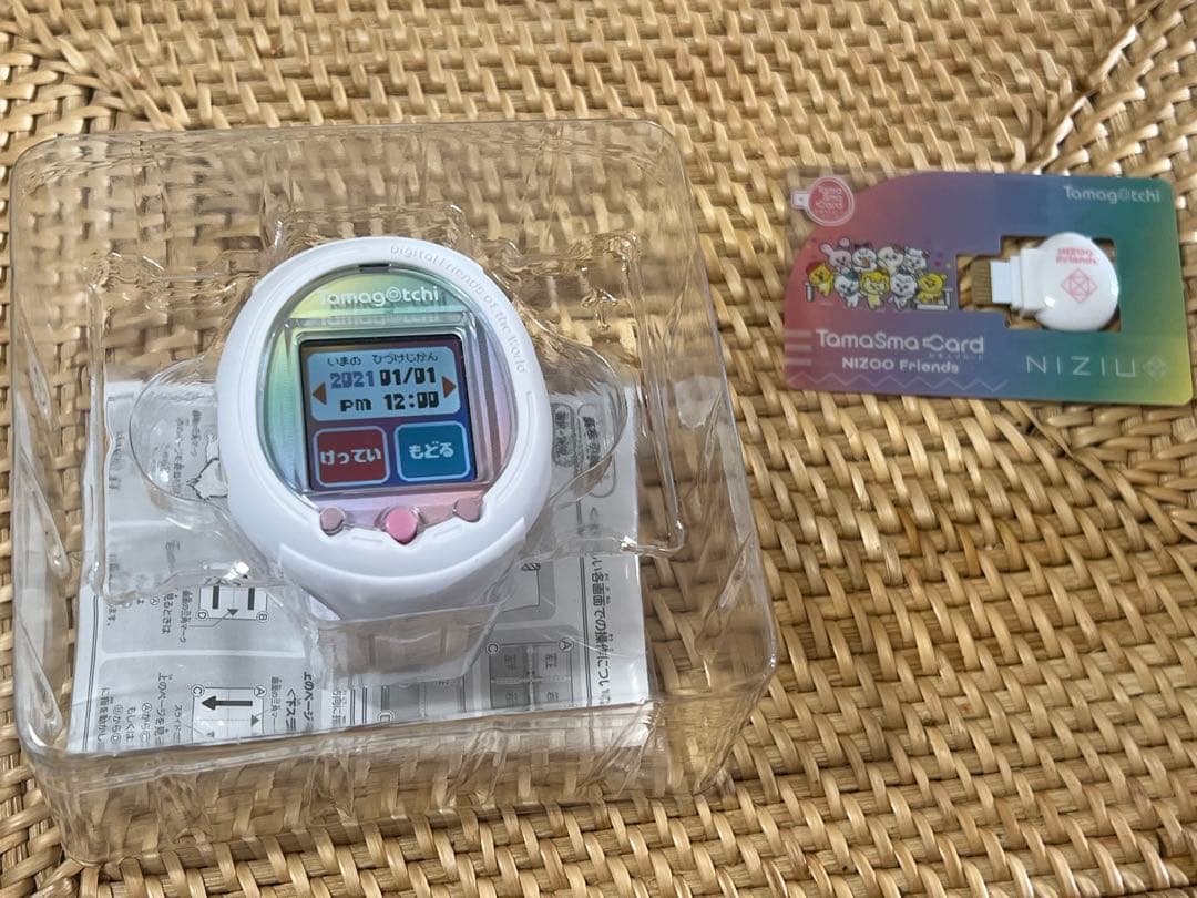 たまごっちスマートNiziUスペシャルセット