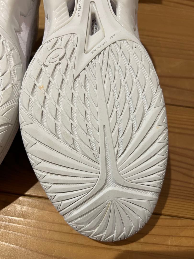 シューズ(男性用) asics GELBURST 28 EXTRA WIDE 27.5cm