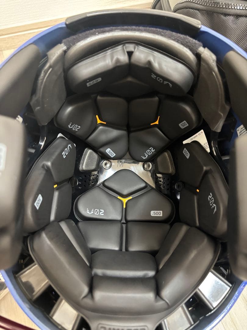 アメフトヘルメットVICIS ZERO2 安全性能はspeed flexより上
