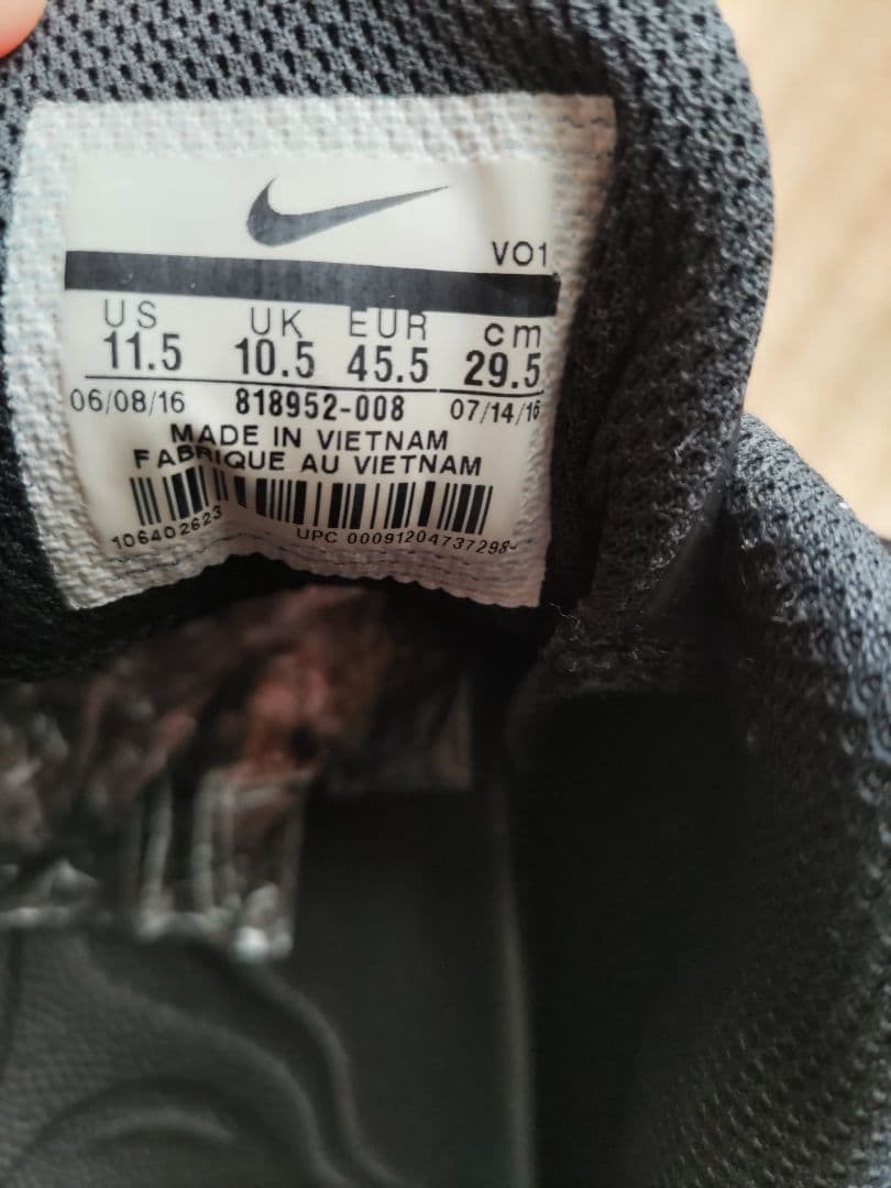 ［29.5］Nike KB Mentality2 ブラック/ピンク