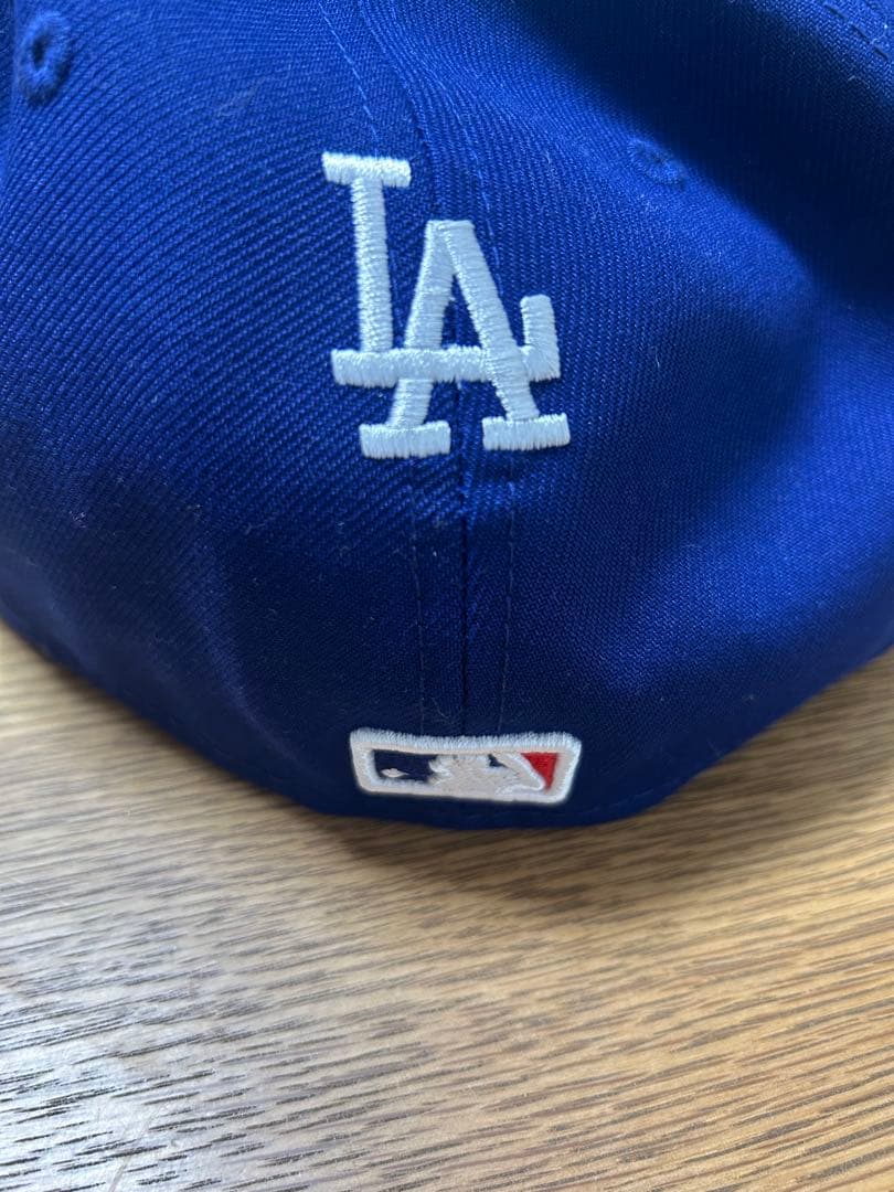 ドジャース　カタカナコレクションNew Era 59FIFTY ネイビーキャップ