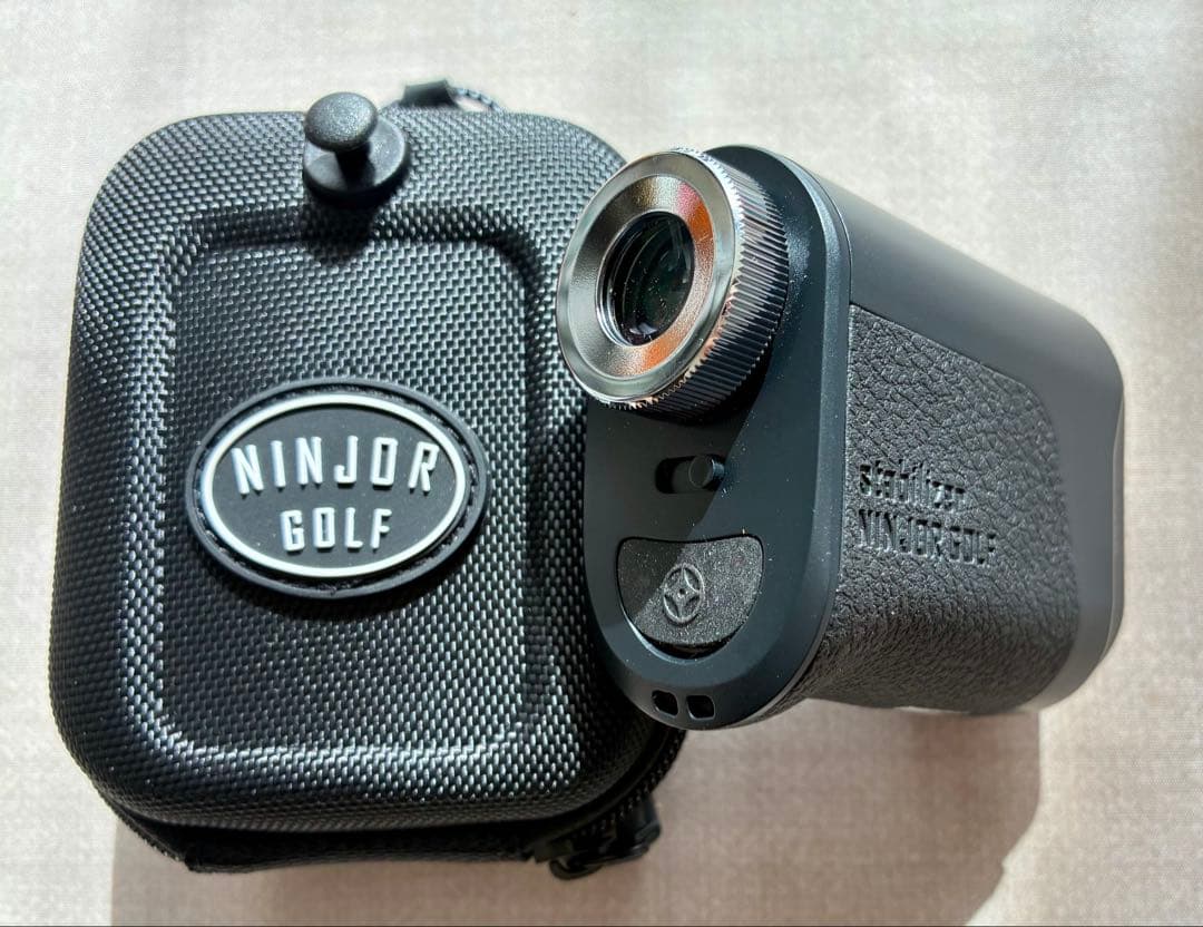 NINJOR GOLF 距離計 ケース付き OLED（赤緑表示）