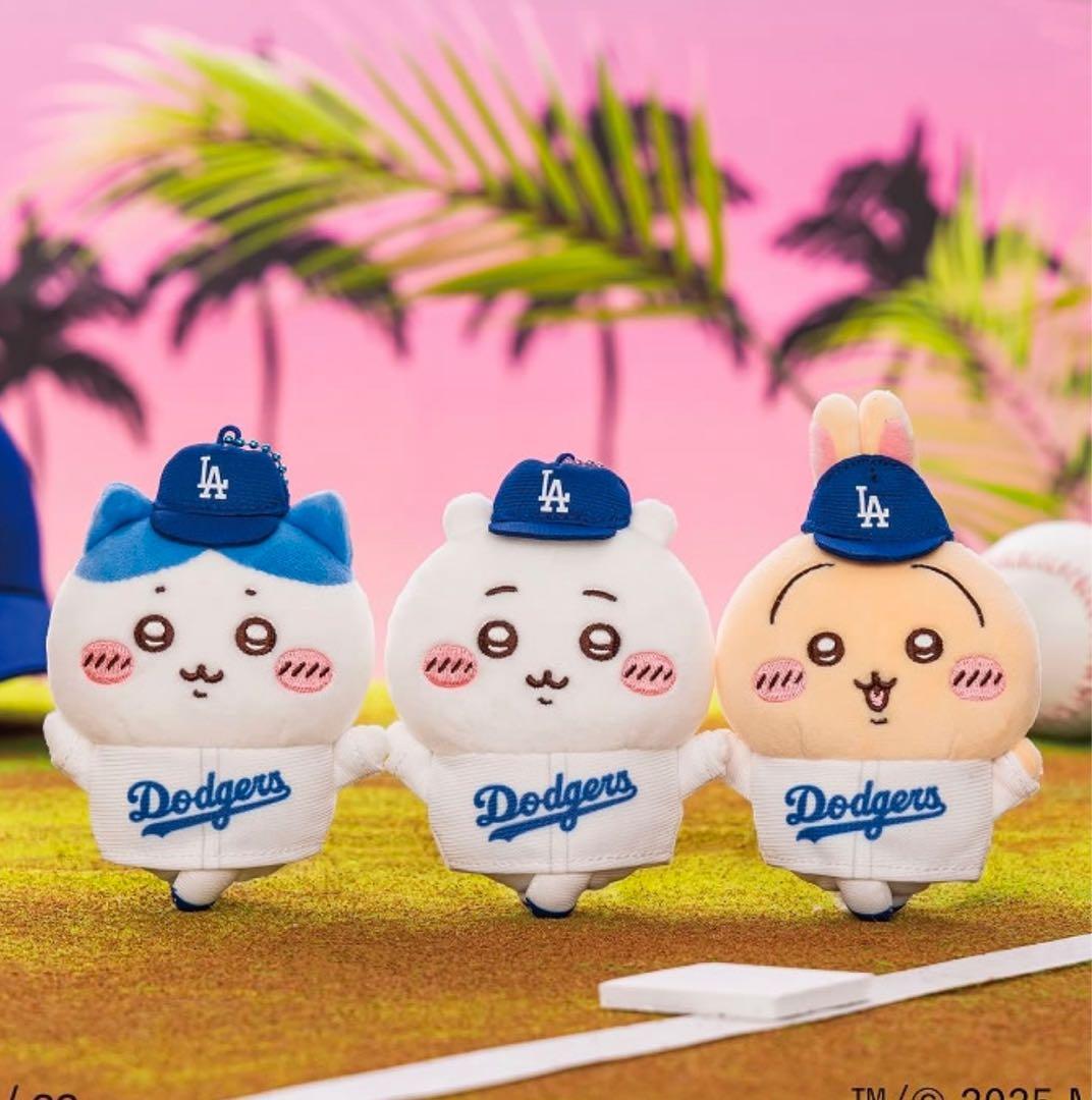 ちいかわ MLB TOKYO SERIES マスコット