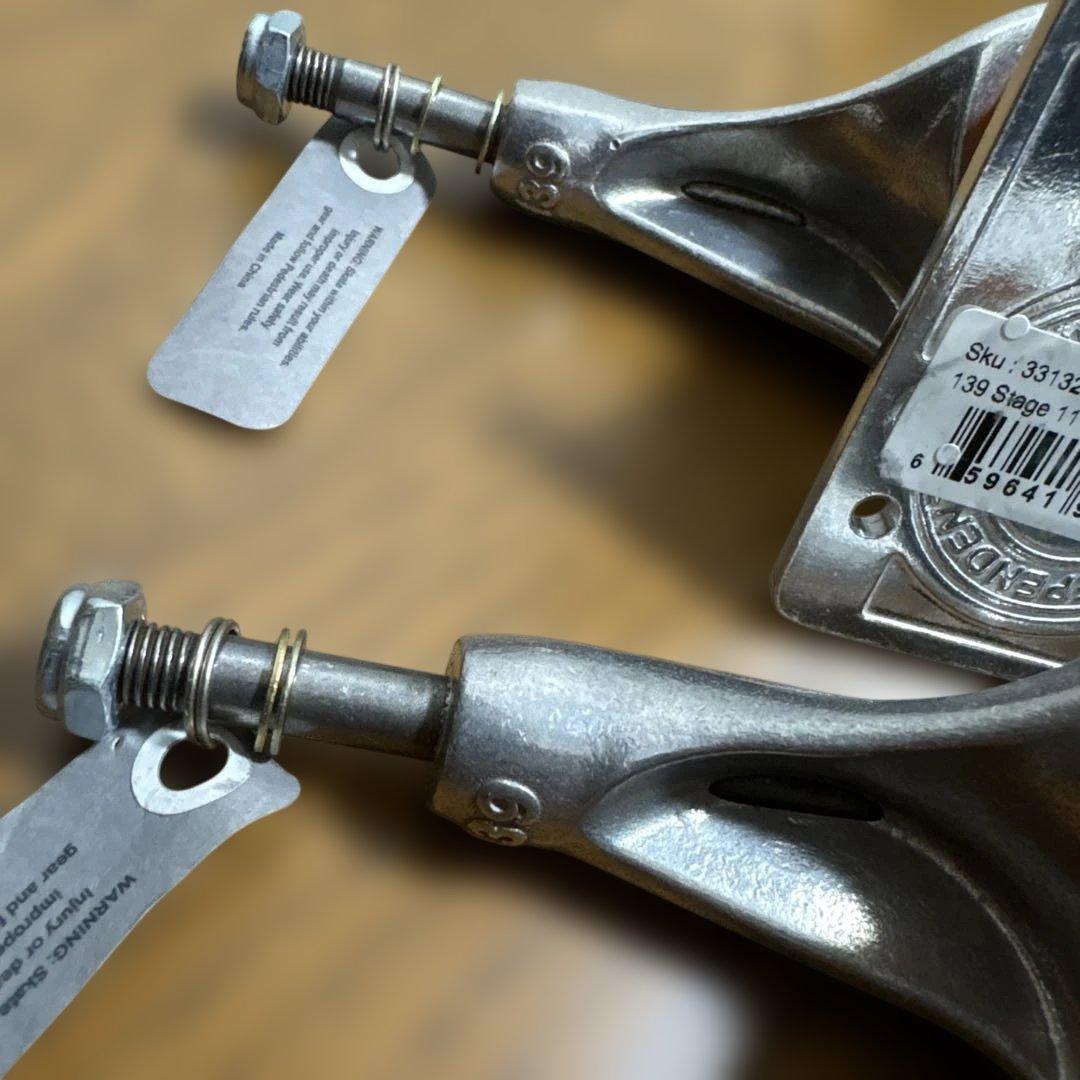 139 Stage 11 Forged Hollow Silver トラック
