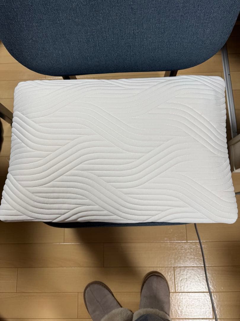TEMPUR コンフォート ホワイト枕　midium