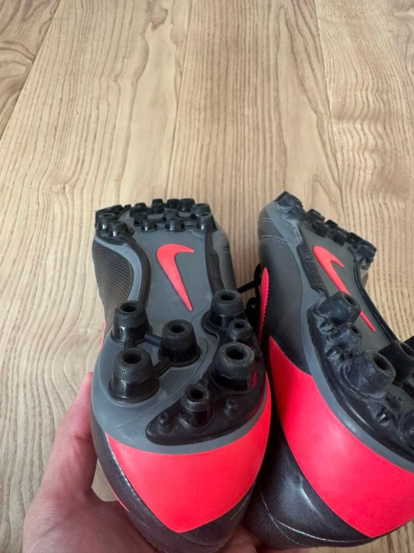 シューズ NIKE T90 SHOOT IV AG - GREY/RED/BLACK