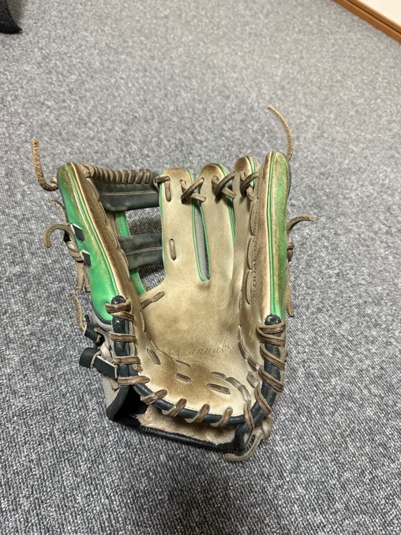 Wilson WTAH3200 軟式グローブ グレー/緑