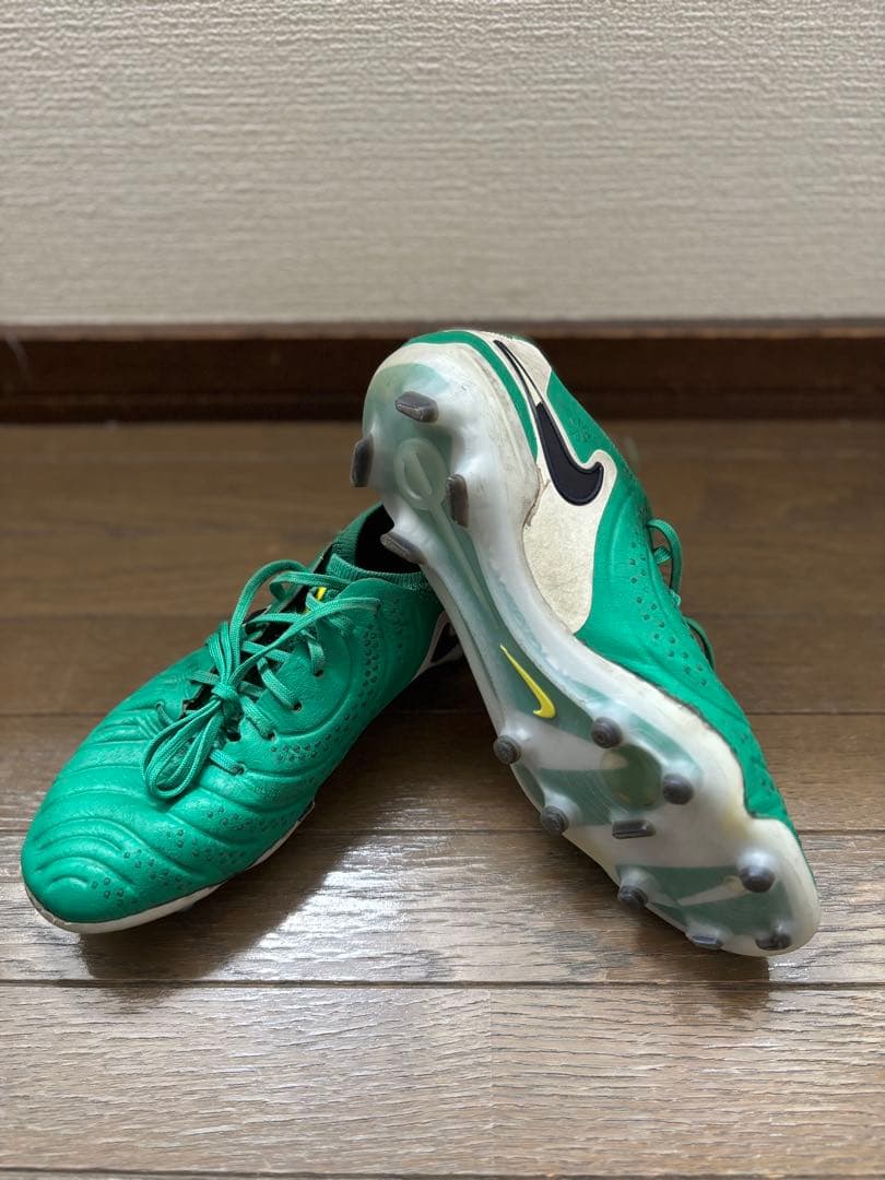 ナイキ サッカースパイクティエンポ レジェンド 10 エリート FG