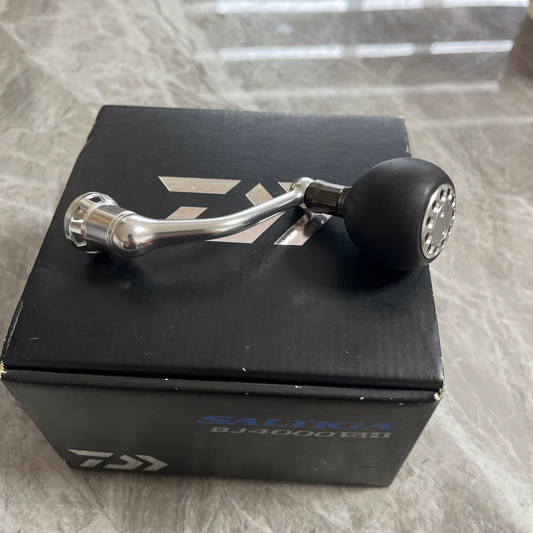 Daiwa SALTIGA BJ4000H スピニングリール