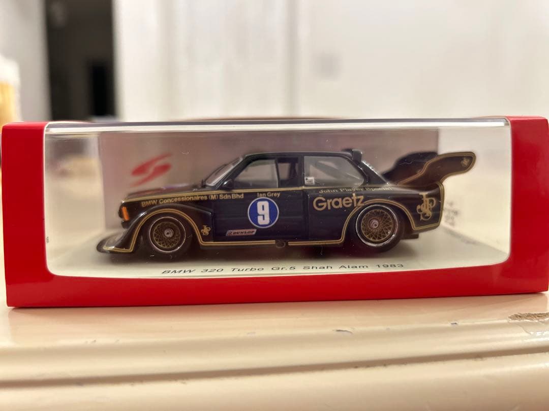 ミニカー  320 Turbo Ian Grey 1/43 SPARK MODEL