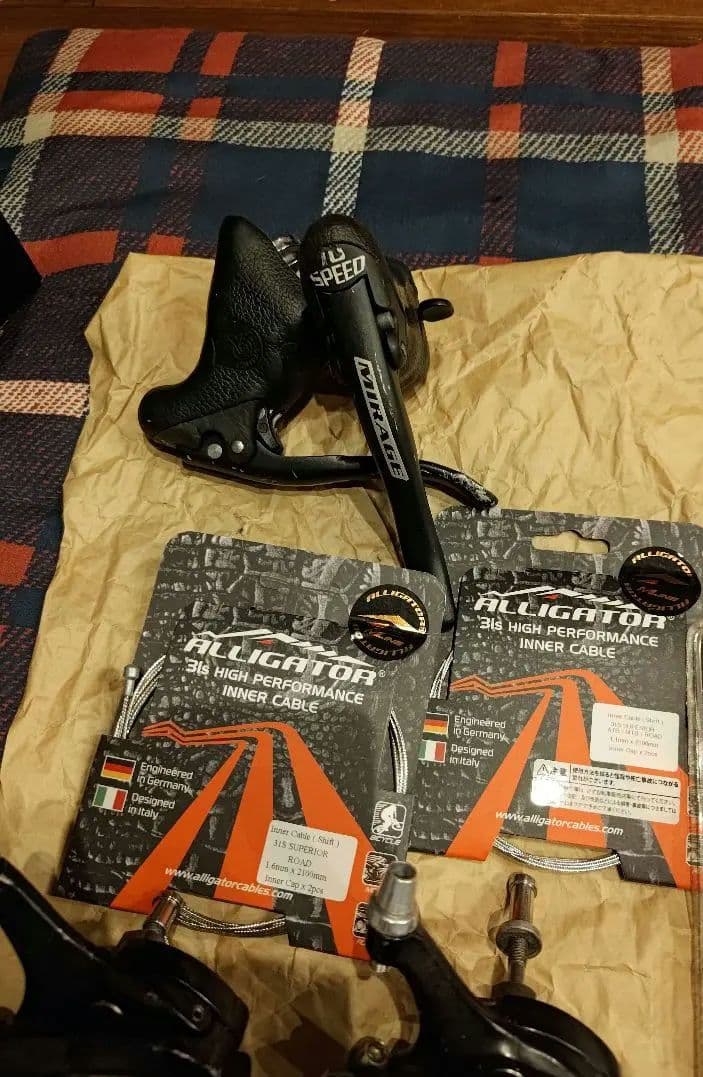 カンパニョーロ、SHIMANO、コンポーネントセット
