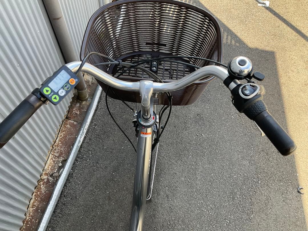 ヤマハ最新機種電動アシスト自転車pascheer26インチグレーアルミボディー