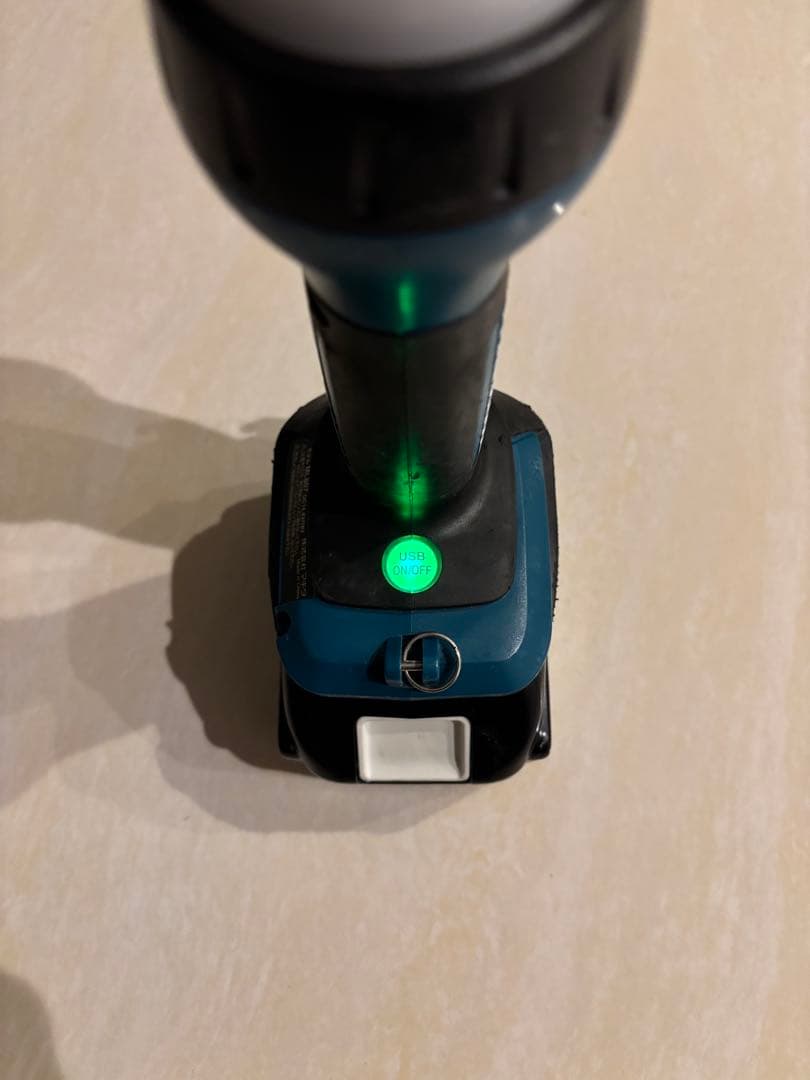 Makita LED ハンディライト フック付き