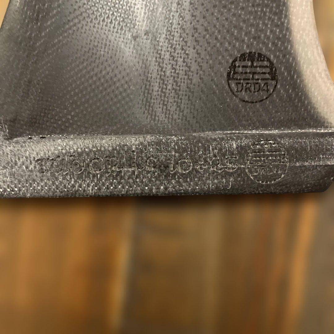 DRD4 TUDOR LOG 10.25中古カケ2箇所あり！